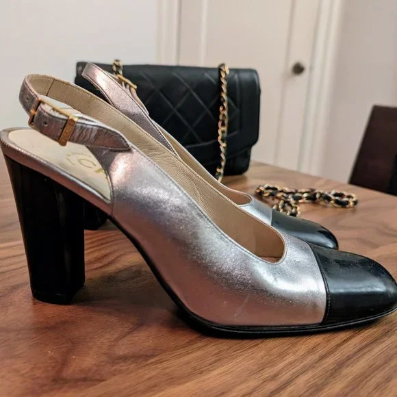 Vintage Chanel Silver Cap Toe Slingback Block Heel Pumps, Sz 36 - Picture 2 of 10